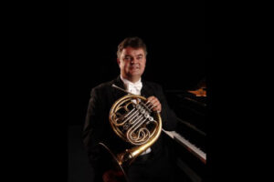 tomasz-binkowski-waltornia