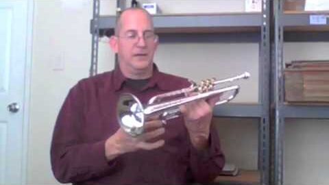 Jon-Ruff-gives-the-Stomvi-Elite-lightwieght-Bb-Trumpet-a-test-drive
